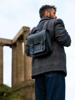 Backpacks Cambridge Satchel Women The Small Portrait Backpack - Black - Image 3