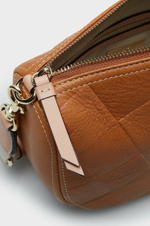 Brown Combinación Única Cross Body Bag Women Purificacion Garci Crossbody Bags - Image 3