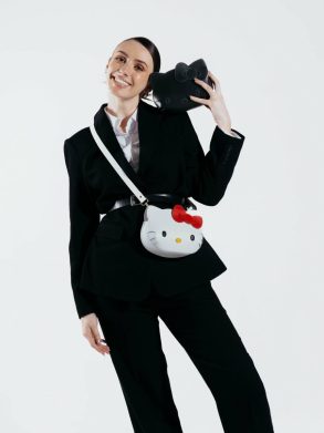 Cambridge Satchel Crossbody Women The Mini Hello Kitty Face Bag - Black - Image 2