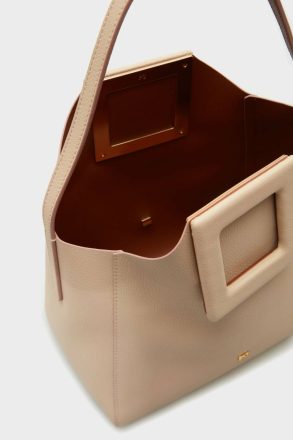 Gardenia Shoulder Bags Women Purificacion Garci Marco Shoulder Bag - Image 3