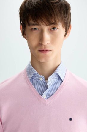 Men Purificacion Garci Pink Sweatshirts Pima Cotton V-Neck Sweater - Image 2