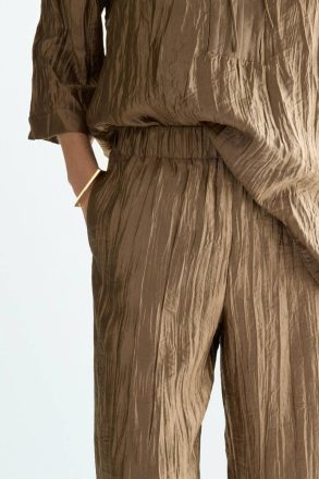 Purificacion Garci Metallic Crinkle Straight-Leg Pyjama-Style Trousers Evening Gold Women - Image 2