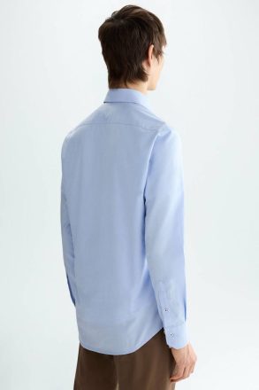 Purificacion Garci Shirts Men Sky Blue Spread Collar Oxford Shirt - Image 3