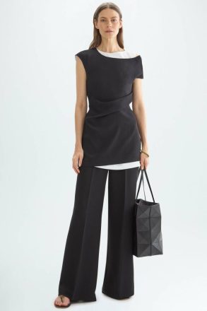 Purificacion Garci Women Evening Double-Effect Asymmetric Crepe Fitted Top Black/Ivory - Image 4