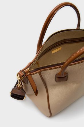 Purificacion Garci Women Handbags Gardenia Algo Prestado Handbag - Image 3