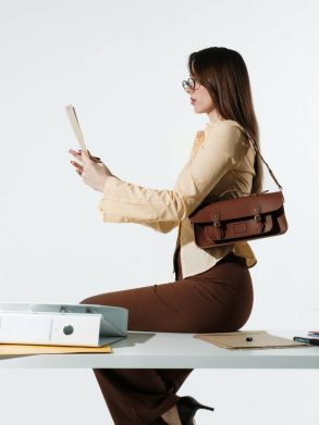 Satchels Cambridge Satchel The Long Satchel - Bay & Bay Celtic Grain Women - Image 2