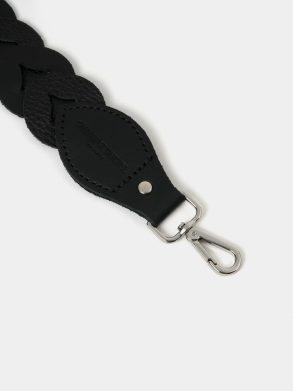 The Plaited Shoulder Strap - Black & Black Celtic Grain Women Cambridge Satchel Crossbody - Image 2