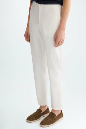 White Men Purificacion Garci Cotton Twill Regular Fit Chino Trousers Trousers