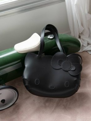 Women Cambridge Satchel The Hello Kitty Face Tote - Black Tote Bags - Image 3