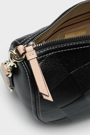 Women Purificacion Garci Black Combinación Única Cross Body Bag Crossbody Bags - Image 3