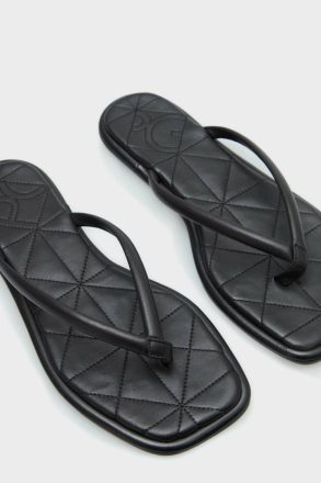 Women Sandals Purificacion Garci Black Origami Leather Flat Sandals - Image 3