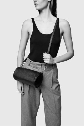 Barrel Crossbody Rebecca Minkoff Crossbody Bag Black-White Women - Image 4