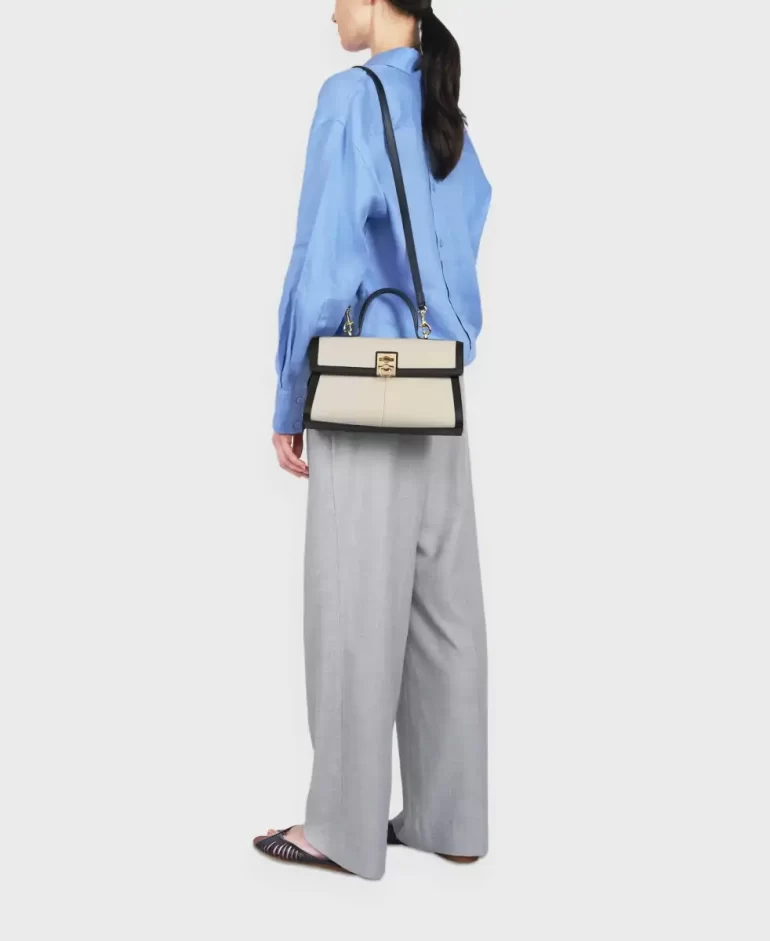 Cafune Women Medium Stance - Canvas Crossbody - Image 2