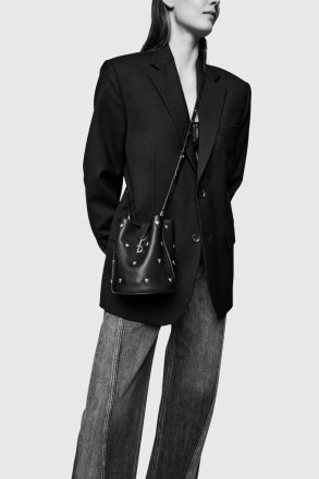 Cayenne Women Bucket Bag Small Heart Bucket Rebecca Minkoff - Image 4