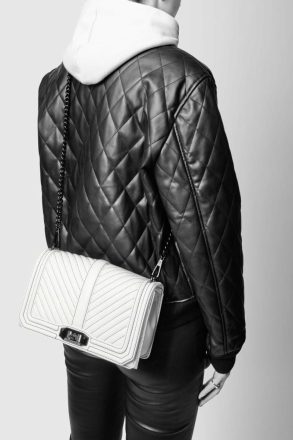 Crossbody Bag Moss Chevron Quilted Love Crossbody Rebecca Minkoff Women - Image 4