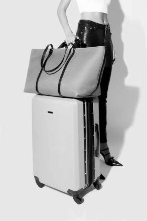 Rebecca Minkoff Voyeur Tote Tote Bag Women Black - Image 4