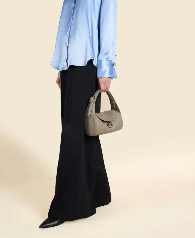 Women Cafune Shoulder Bag Drop Duffel - Brownstone - Image 2