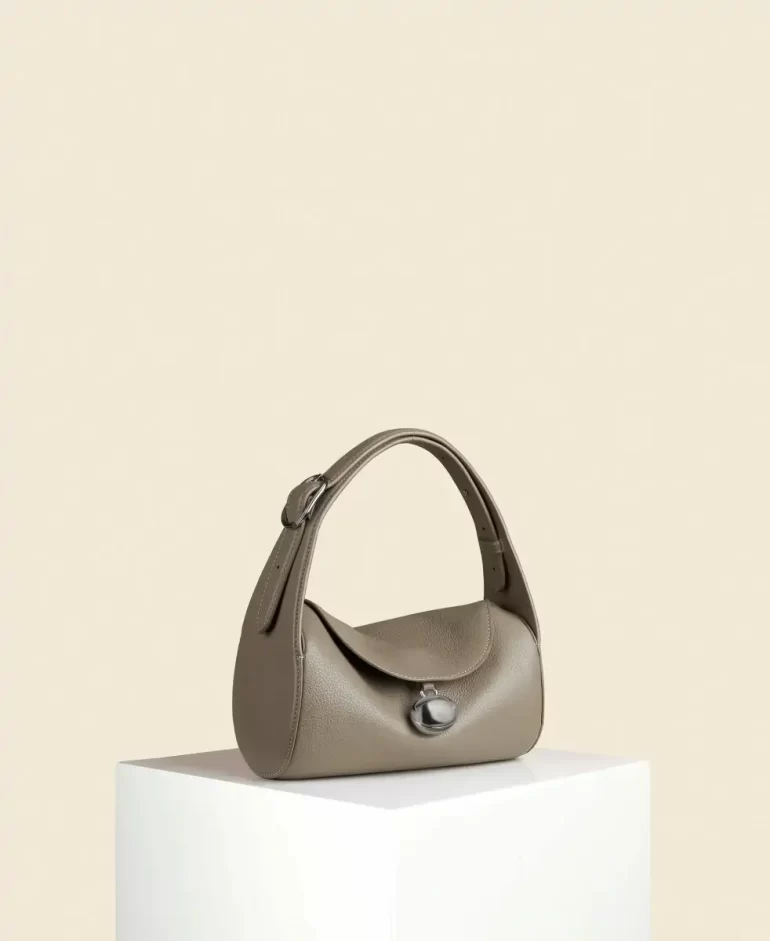 Women Cafune Shoulder Bag Drop Duffel - Brownstone
